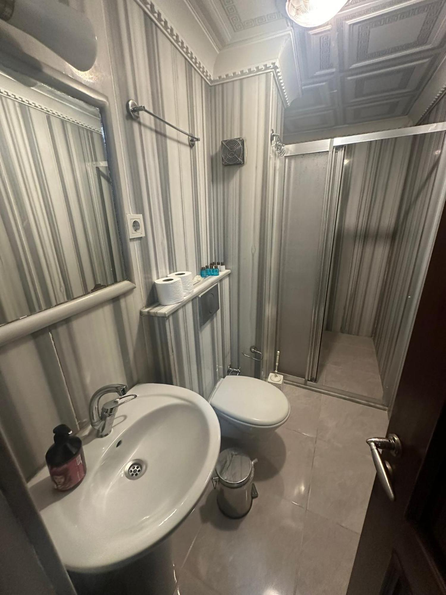 Sophia Studio Apart Hotel Istambul Extérieur photo